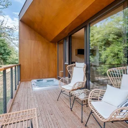 キャンプ場 Kapolcsi Sziklak Zalapetend