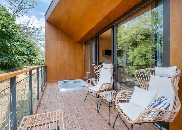 Κάμπινγκ Kapolcsi Sziklak Zalapetend