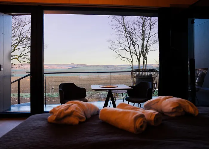 Kapolcsi Sziklak Κάμπινγκ